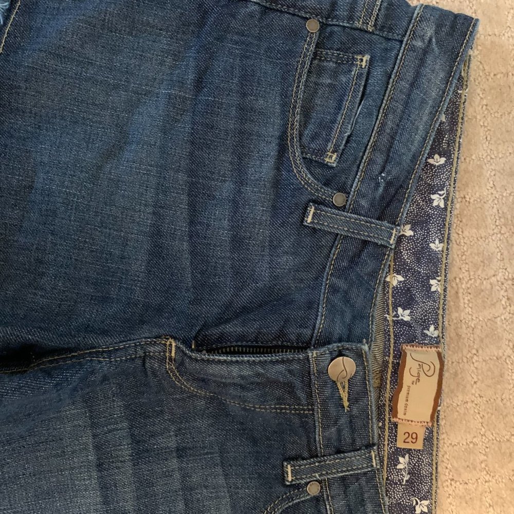Shorts - Picture 2 of 3